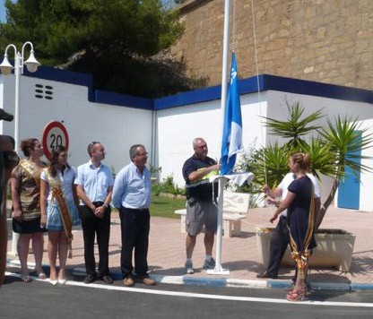 El Club Náutico de Oropesa revalida un año más su bandera azul que reconoce su calidad medio ambiental