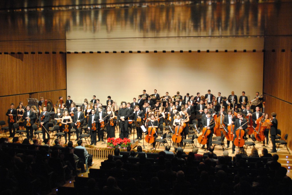El CN Oropesa suscribe un convenio con la Jove Orquesta de Castelló