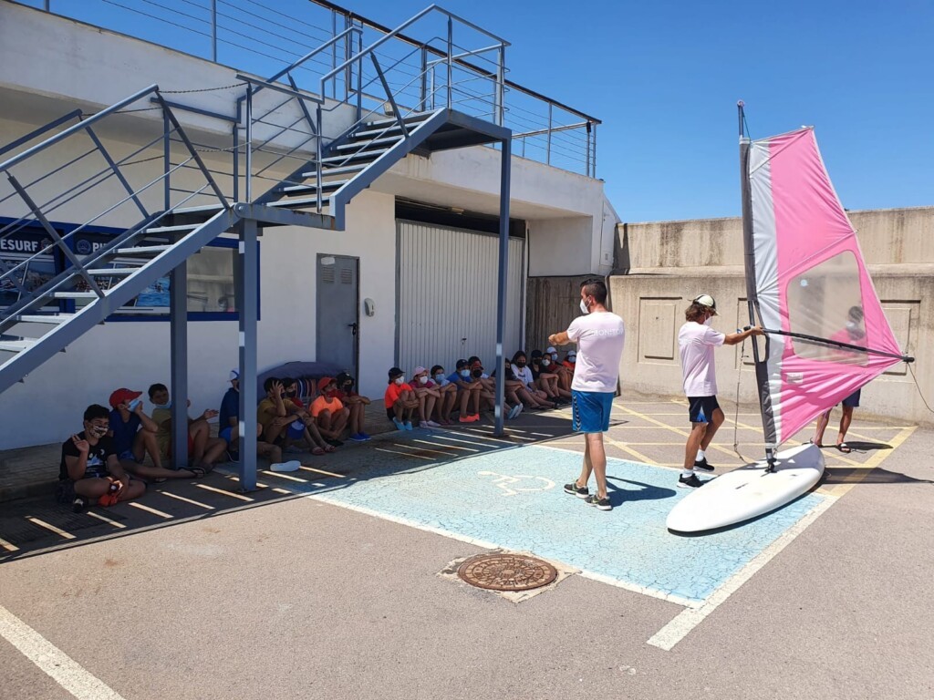 Escuela de vela y windsurf | Club Náutic Oropesa Mar